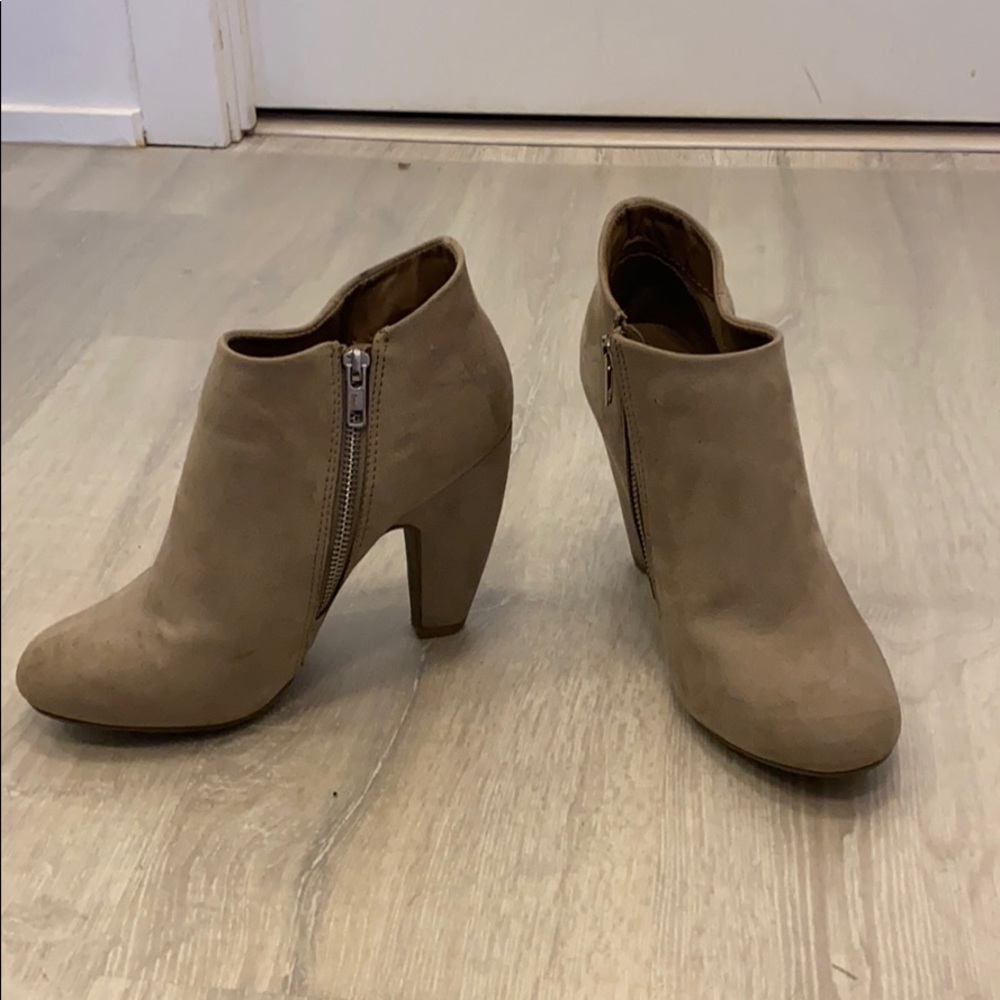 Mossimo heel booties
